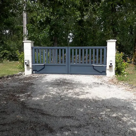 Coteaux De Braules Feriehus